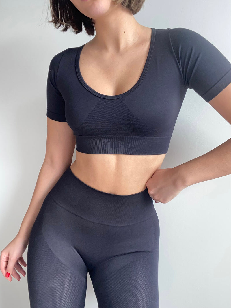 Seamless Short Sleeve Crop Top - Black Beauty